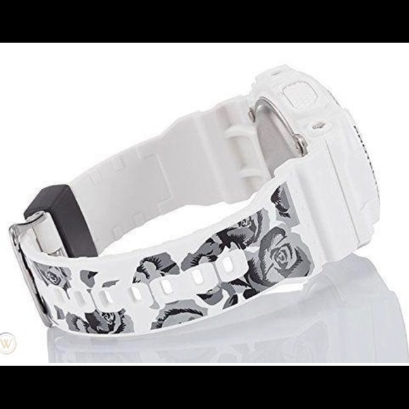 Casio G-Shock S Series Floral Watch - Picture 3 of 8